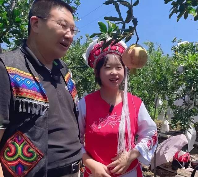 潘克律师开直播表态,称越是阻拦越要查真相,不惧黑粉谩骂威胁