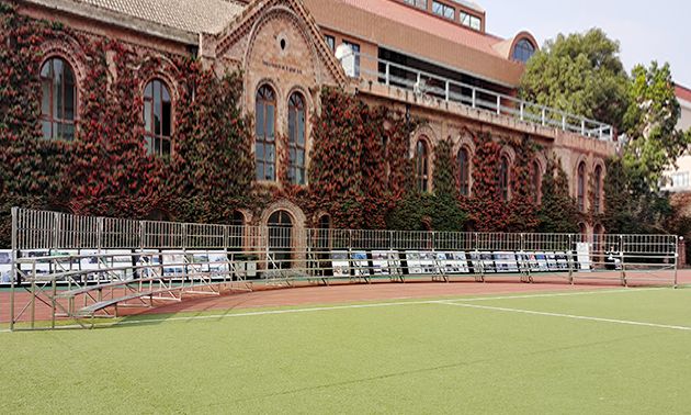 为什么拍摄大合影集体照,要使用合影架子?