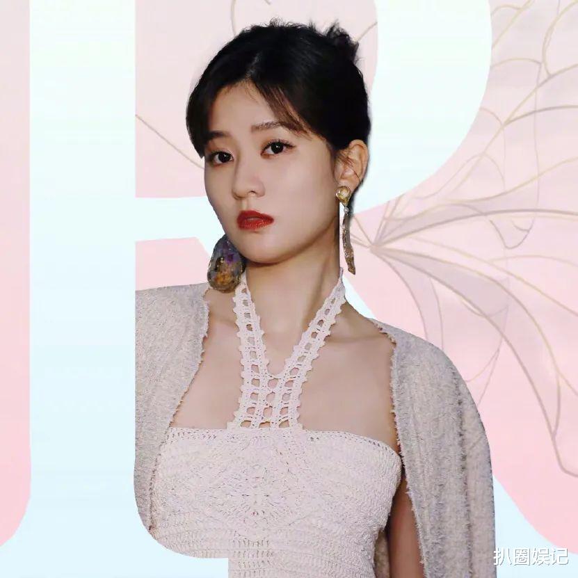 鞠婧祎|鞠婧祎逐渐从全网黑中挺过来了，她现在路人缘稳步提升