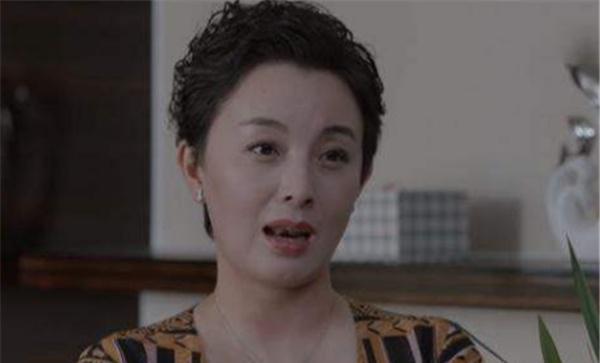 小三|少年派：小三安丽丽成功上位得到钱奶奶认可说明了什么道理？