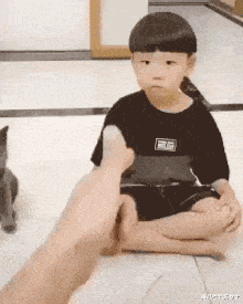 闲鱼|“路上捡了个U盘,里面一个文件夹都没有...这是啥啊?”