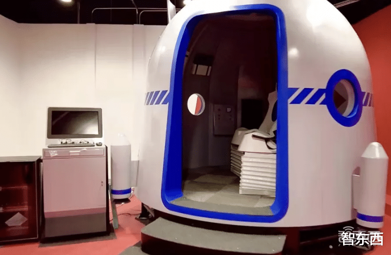 闪存|我在VR里看冬奥：运动员在我头顶飞