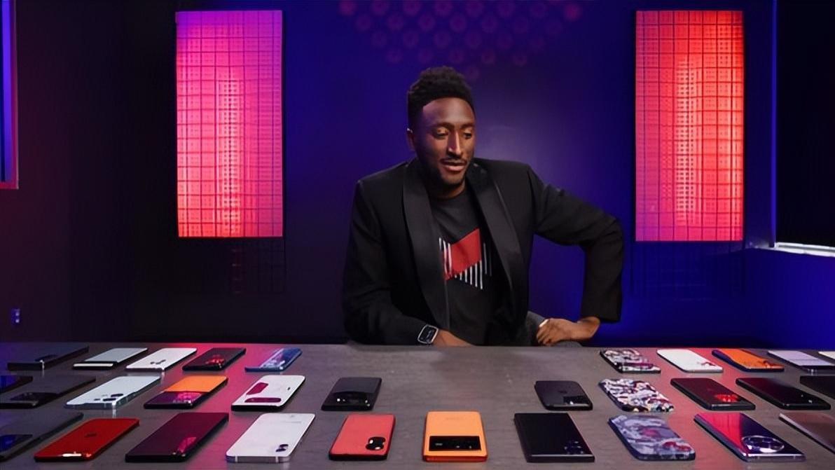 小姐姐|2022年有哪些火出圈的手机？ROG 6全能秀肌肉，获媒体大奖实至名归