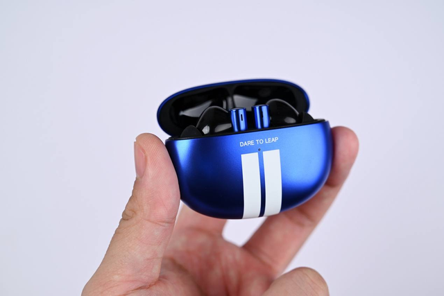 酷睿处理器|真我Buds Air3斩获双平台四冠王：300元档中，最强耳机没有之一