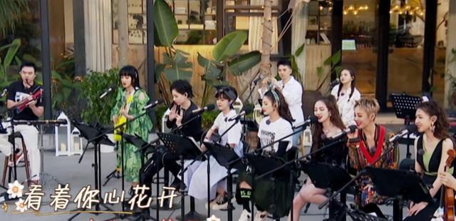 宁静|宁静拉金晨组女团,遭孟佳当面拒绝,曾经黑脸、单飞让姐团成笑柄