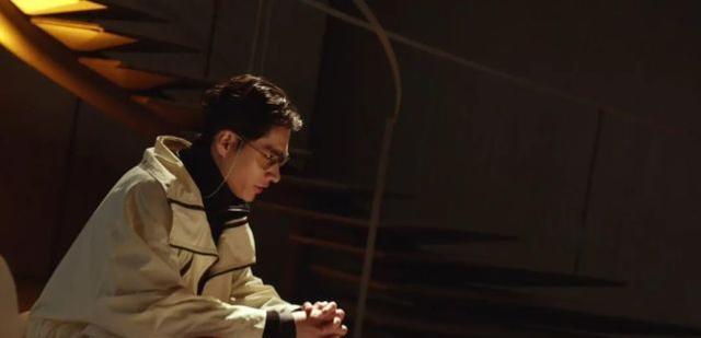 acgn漫评|假面骑士Revice：Weekend的BOSS身份大分析，疑似狩崎亲爹