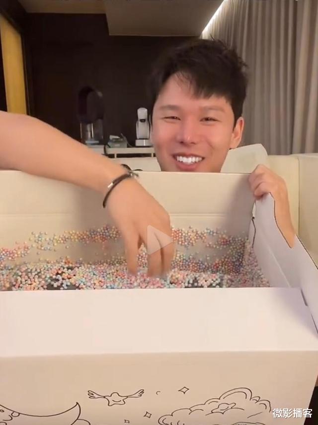 张慧贤|《机智的恋爱》女嘉宾各自美好，张慧贤频频秀恩爱，米米大方晒娃