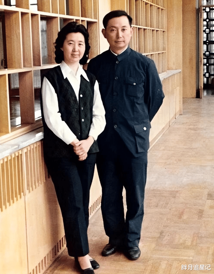 |梅葆玖:和妻子恩爱56年零绯闻,一生丁克无子,晚年和猫相伴