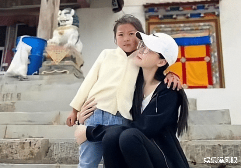 张颖颖|汪小菲疑与张颖颖故地重游,回到二人合影地,网友:近40岁还蹦跶