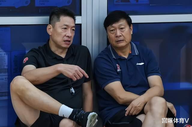 上海男篮|上海男篮正式报价周琦！睢冉重施故伎 李春江打造豪华内线