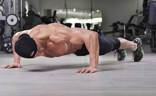 饮食|男性每天做50个俯卧撑,收获了什么?4个变化或许会不请自来!