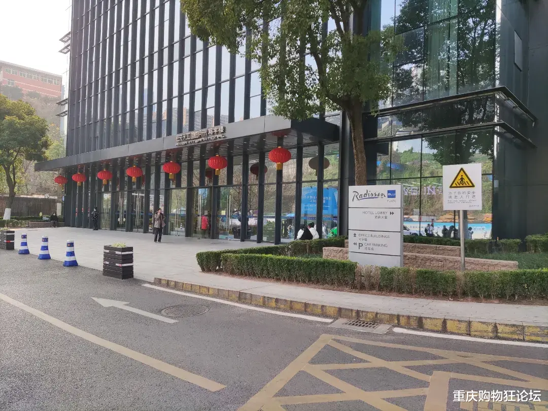 娱乐圈|追星也疯狂？原来全重庆zui接近娱乐圈的地方就在这里！