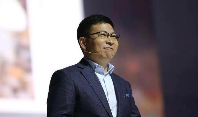 华为|连续9个月第一，华为PocketS超预期，外媒：1100亿元不白花
