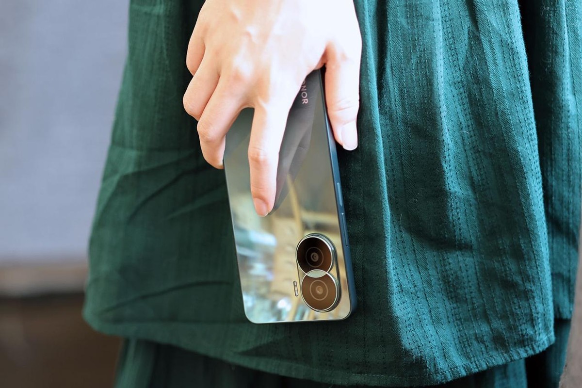高颜值千元机什么样?荣耀X40i就是例子,轻薄身材、爱不释手