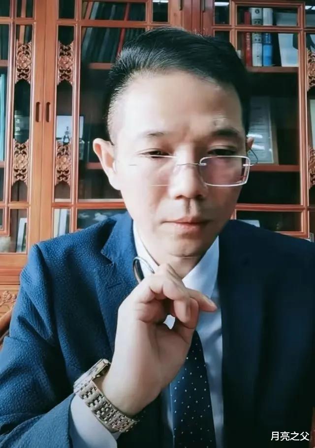 错换人生28年案再审开庭?李圣律师无意间透露,粉丝一片欢呼!