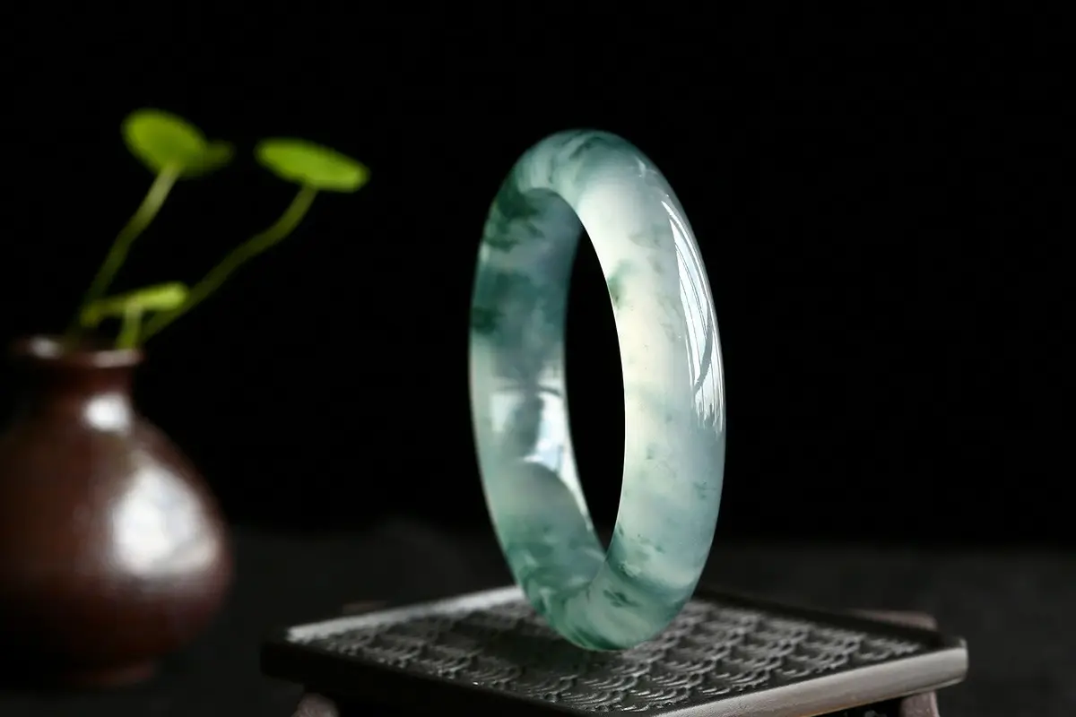 冰种翡翠|带你了解冰种翡翠