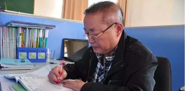 教师|取消带薪寒暑假？北京某教师晒出工资，网友看后表示坐不住了！