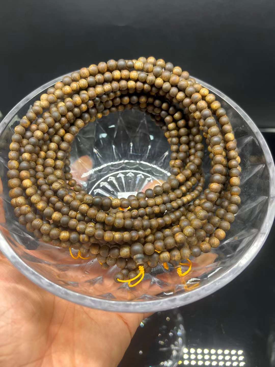 沉香|什么样的沉香原料才适合车珠子