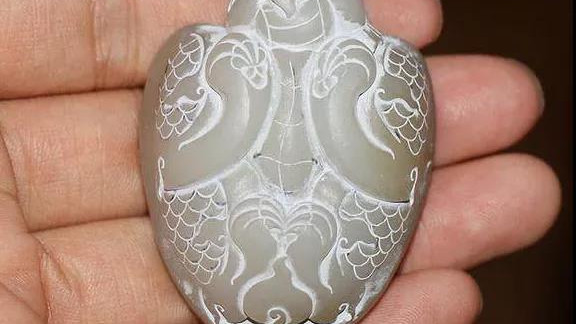 雕刻|如何用肉眼鉴别和田玉