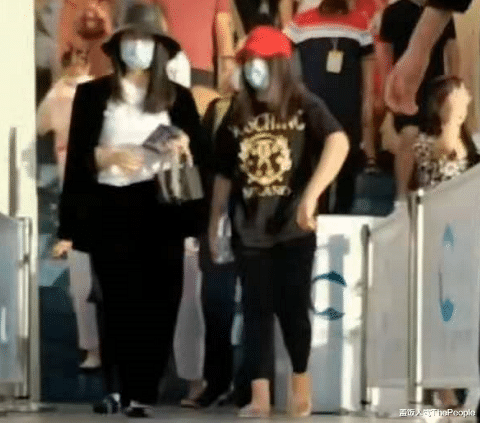 曹格|遗传错基因的星二代！明明妈妈是美人，他们却挑着爸爸的缺点长