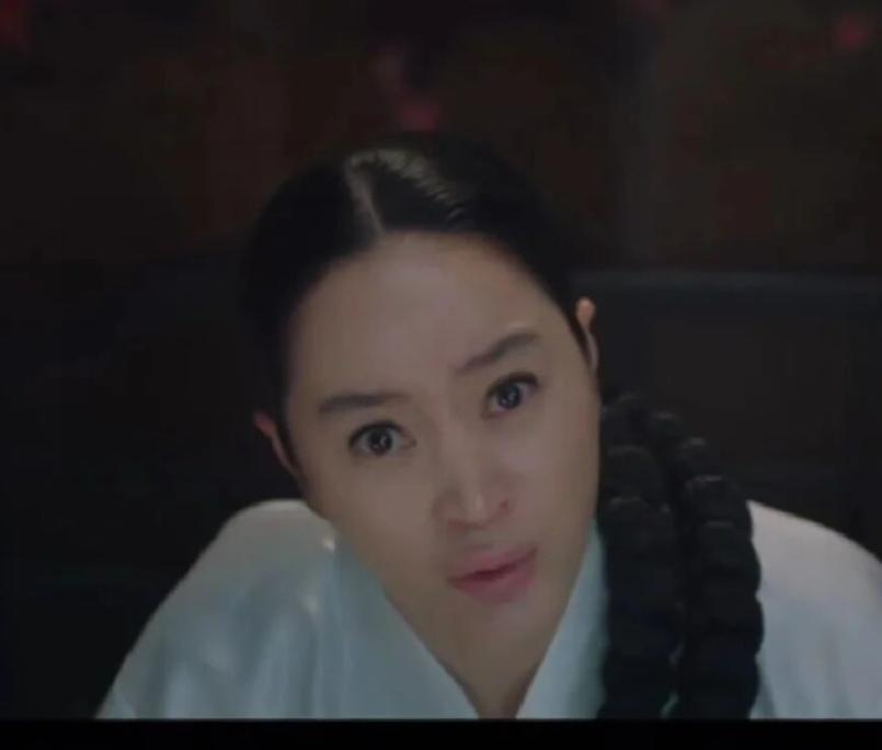 |三儿子直接喜当爹！中殿胖尚宫嫌弃表情好绝，初月和武矸好歹he了