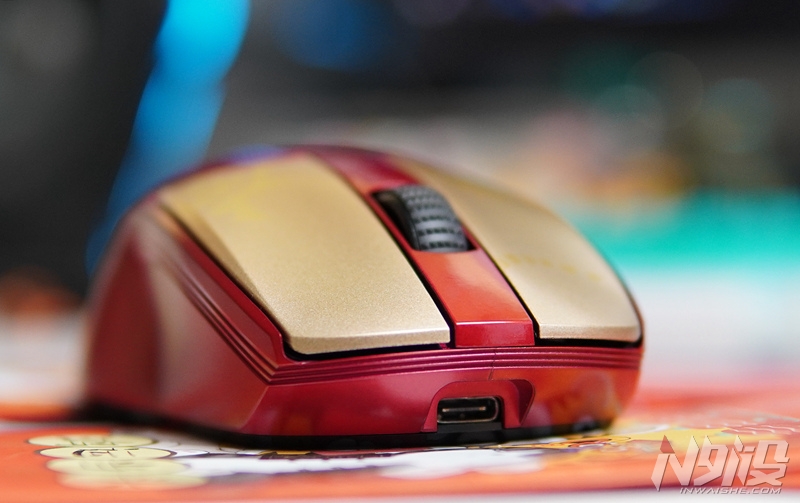 达尔优|达尔优A900虎擎版无线游戏鼠标图赏