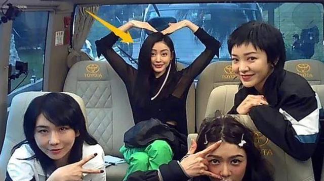 Angelababy|11位女星身材，杨颖苗条，鞠婧祎娇小