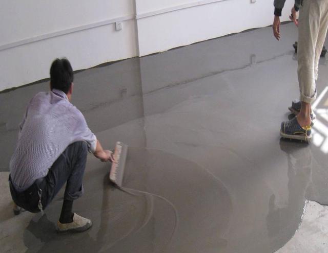 水泥地坪漆的施工很关键,有4步施工工艺,要掌握其中的11点要求