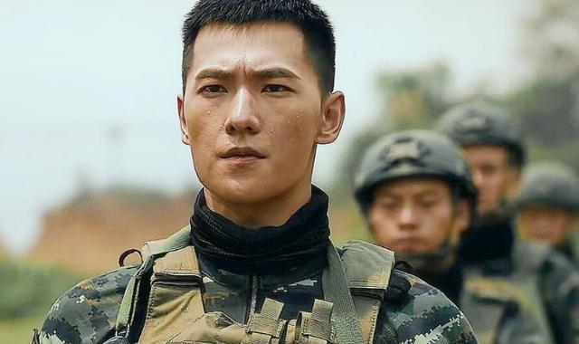 特战荣耀|《特战荣耀》十大实战高手排名,有人被悬赏50万,有人成为了兵王