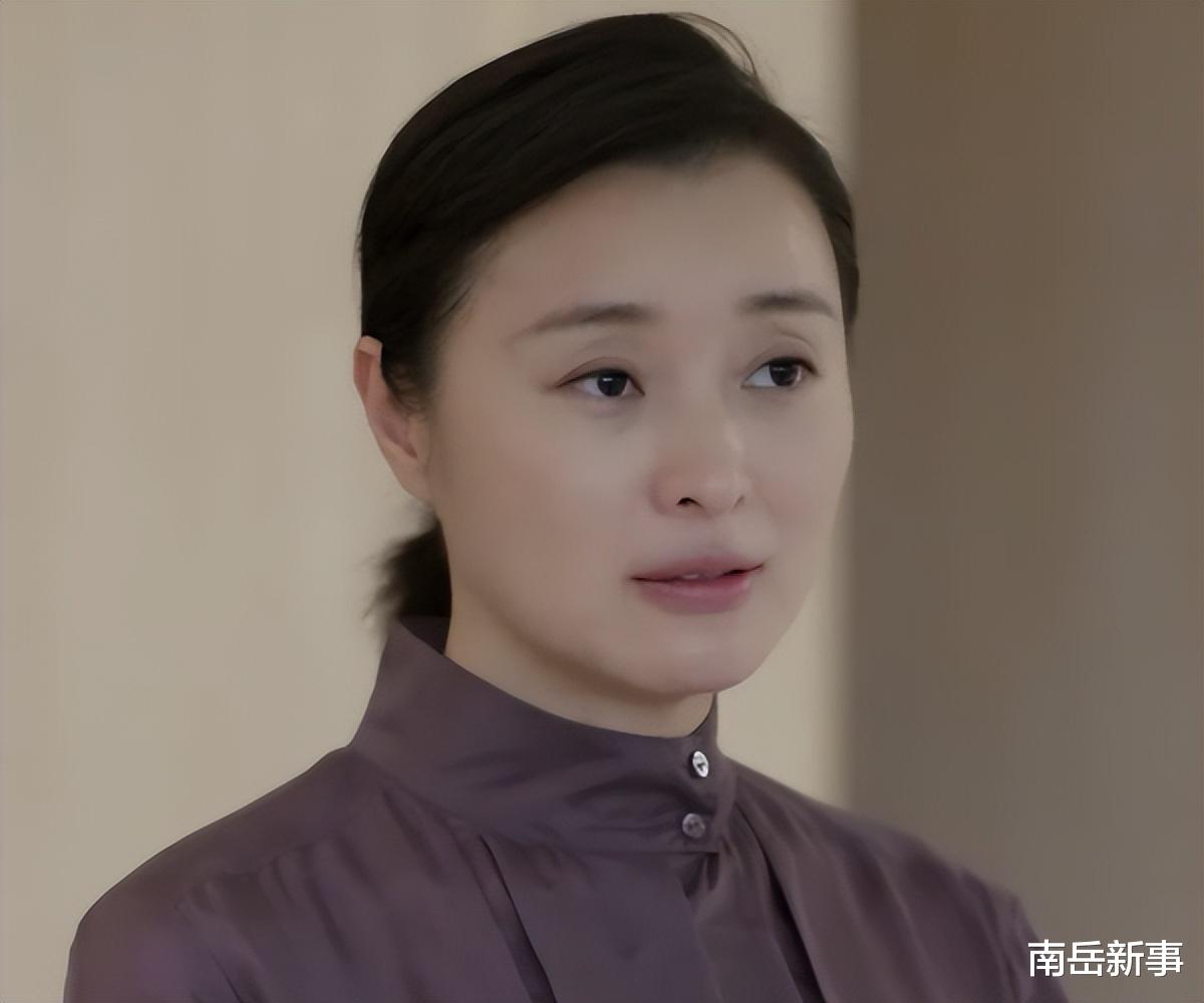 怦然心动20岁|《加油妈妈》张雨绮素颜也很美，吴越气场强大，而董洁最有气质