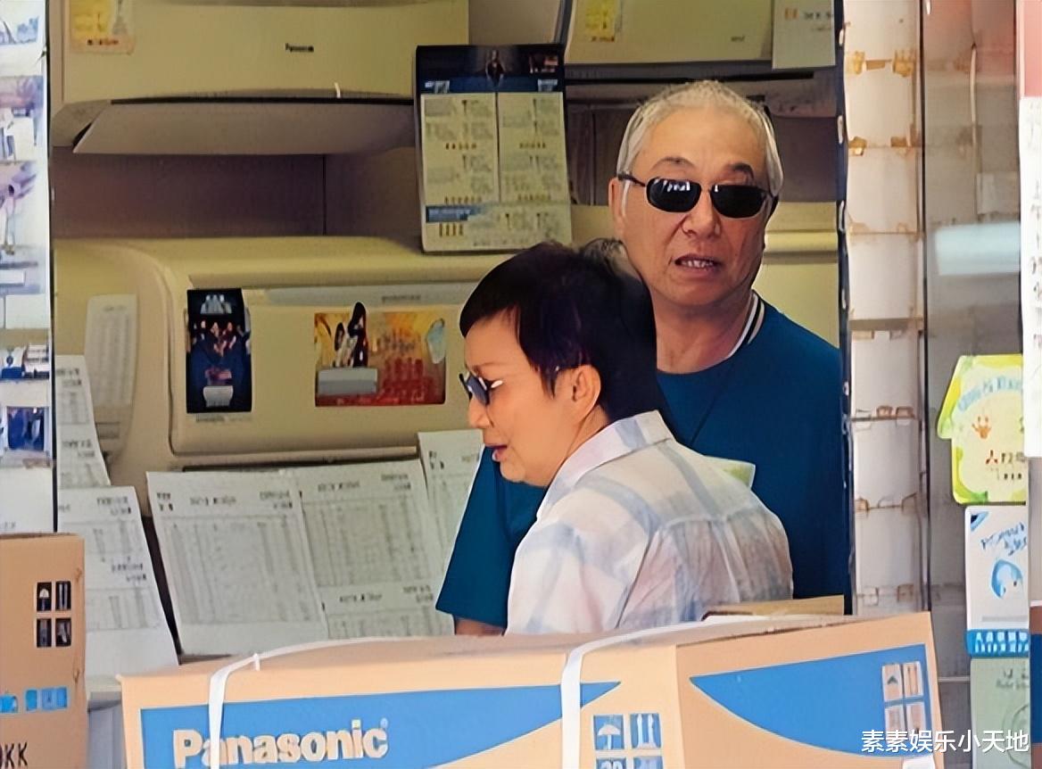 曾江|曾江离世8个月,妻子苍老了太多,两鬓斑白脸上再无笑意