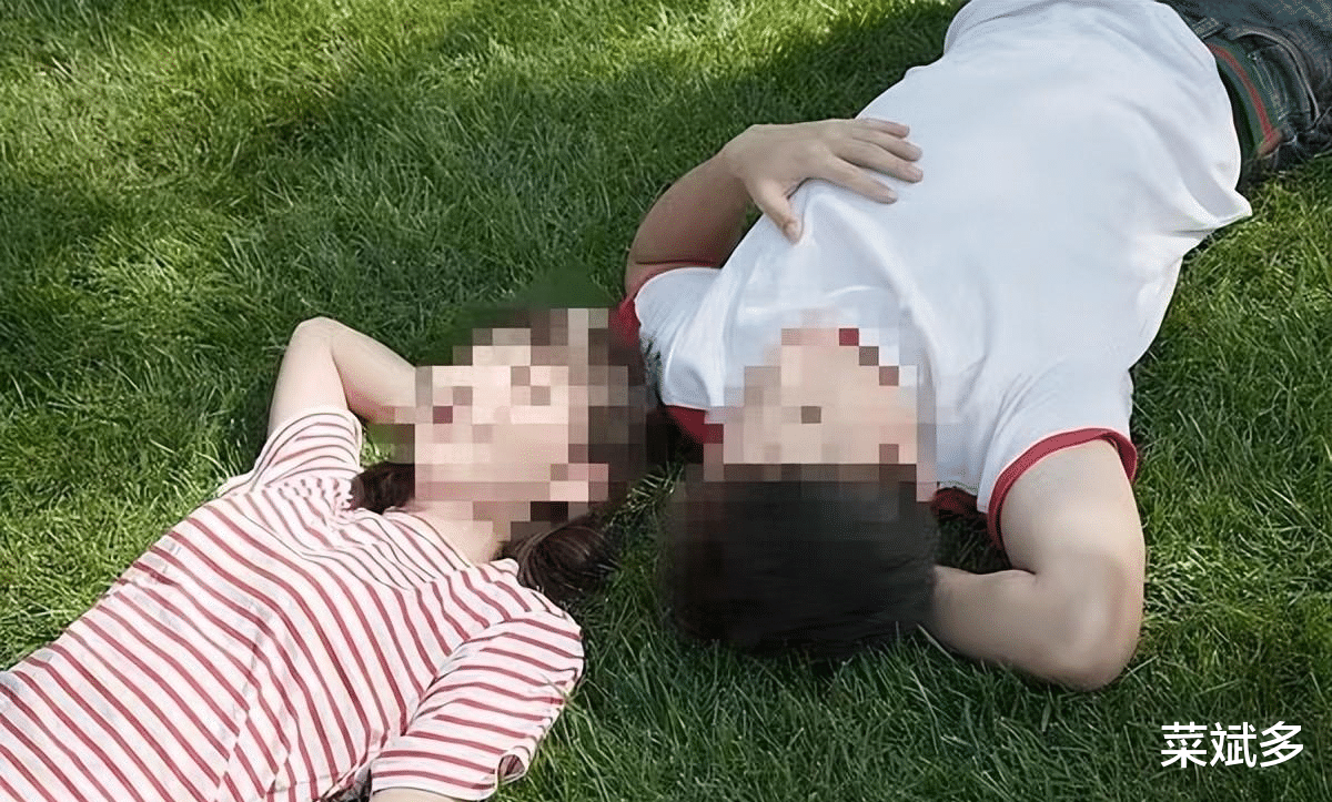 小伙参加前女友婚礼,全程一言不发,婚礼结束后竟做出“奇葩事”