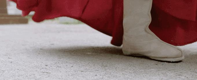 董思怡|董思怡：增肥15斤演《二十不惑》，瘦下来秒变甜妹，还成古偶女主