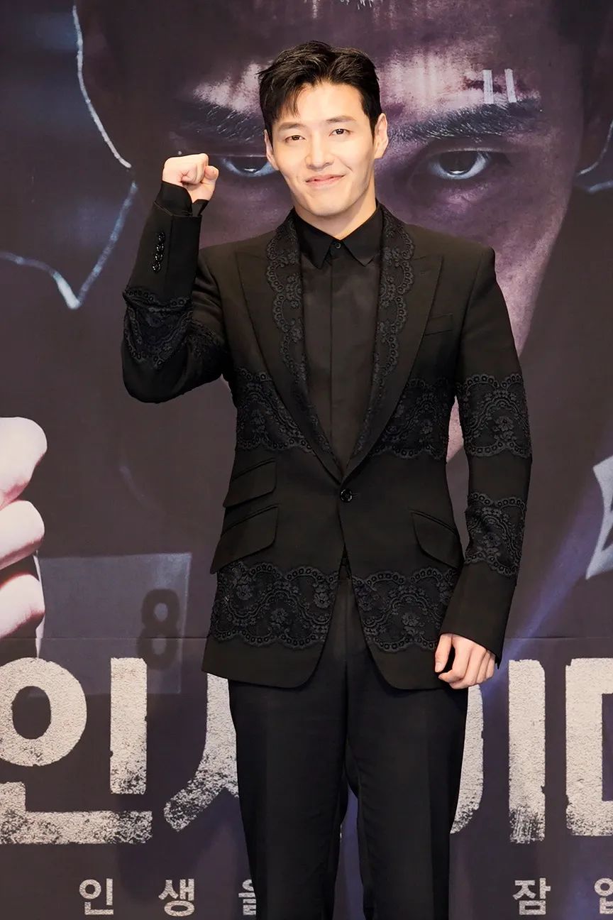 意难忘|复仇爽剧，姜河那时隔三年回归小荧屏