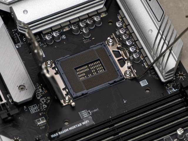 主板|D5尝鲜好选择，微星B660M迫击炮 WIFI D5主板测评