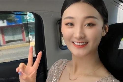 田小娥|改变风格了?陈亚男给父母做红烧肉,评论区却变了味