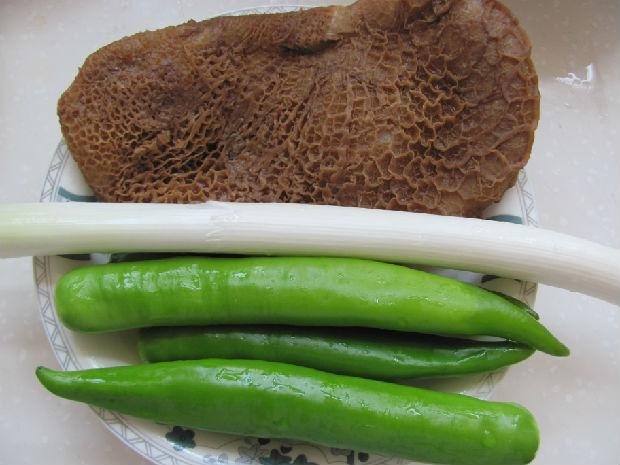 毛肚还是这样做好吃，简单但味道很棒