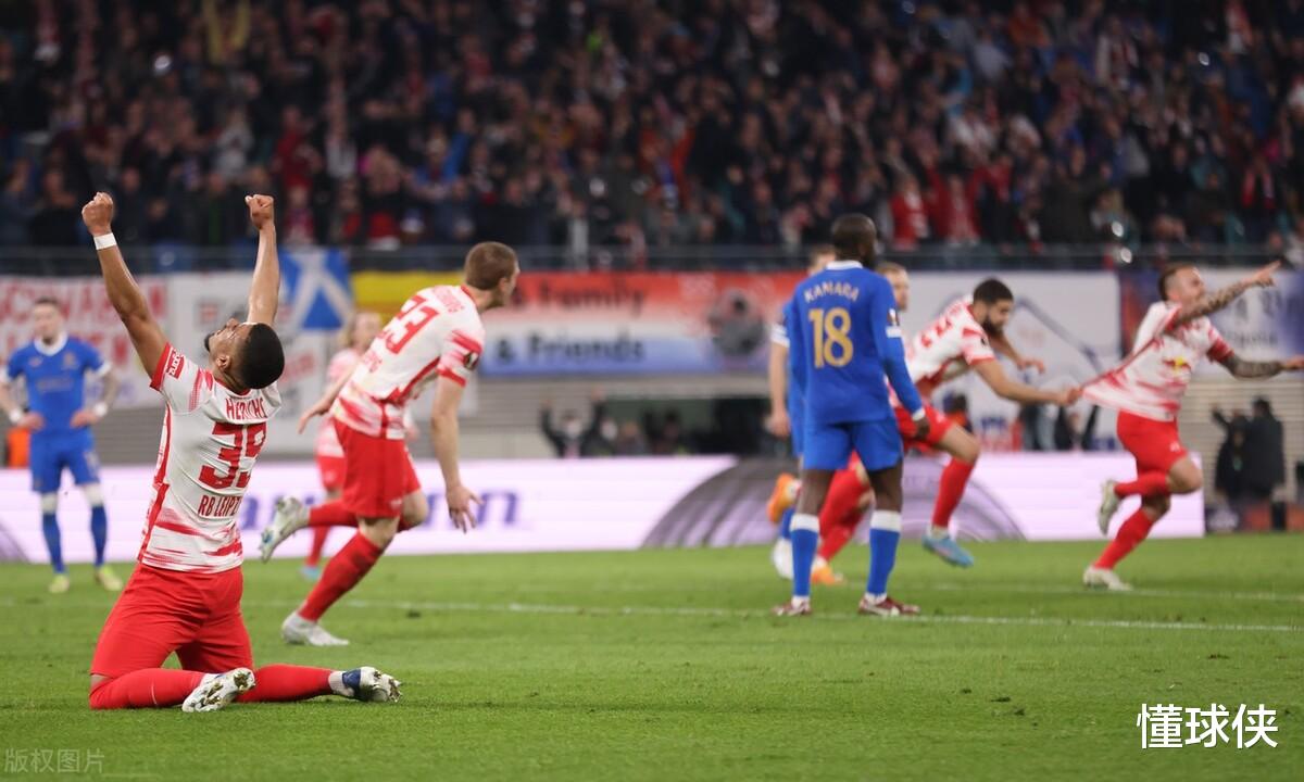 莱比锡红牛|1-0，又赢了！70%控球造10射！4.6亿劲旅绝杀，拜仁劲敌冲击双冠