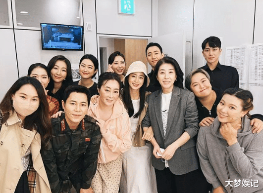 |Rain卷入外遇风波后！金泰希73字长文曝近况，网友呼：幸福的模样好棒