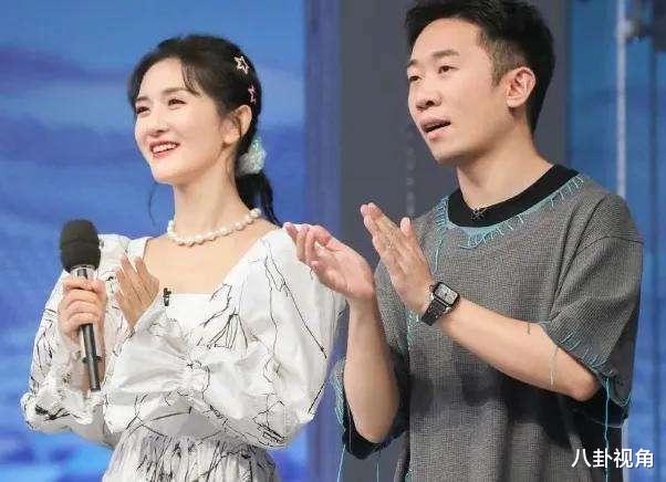 谢娜|事业尴尬期！谢娜被东方卫视退货，与徒弟杨迪一起录制新节目