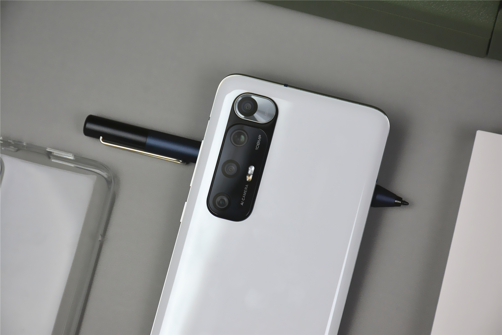 小米科技|从3499降至2299,小米10S降至新低,时间出现在“春晚”