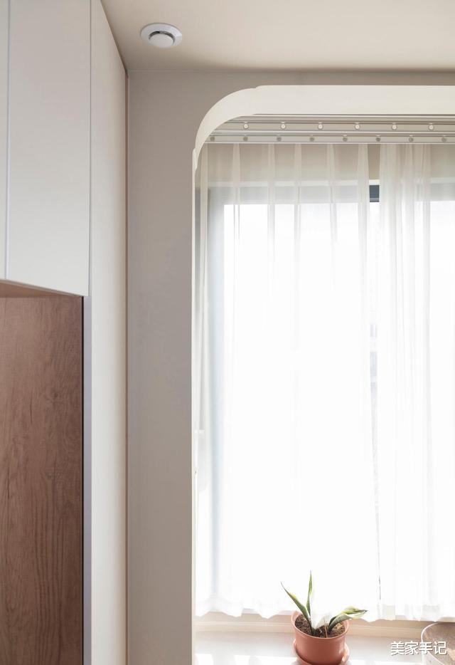 北京夫妻拒绝“过度装修”,把120㎡家装修得堪称教科书,太美了