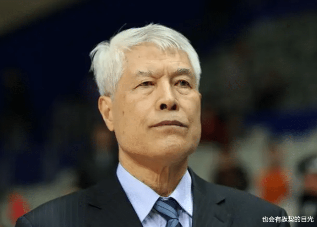 辽宁男篮|再见李洪庆，再见杨鸣，辽篮离队第一人确定，人民日报发文力挺