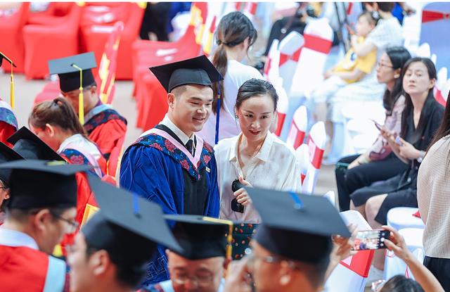 “找研究生对象，能读研的人家里不会太差”，女生母亲太现实了吧