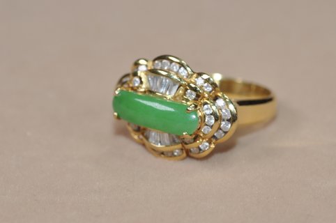 钻石|欧洲古董18k金镶翡翠钻石戒指