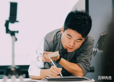 董宇辉|恭喜！“陕西好青年”评选入围名单出炉，带货主播董宇辉暂时领跑