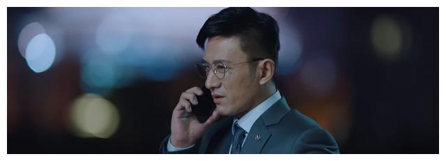 小姐姐|《不期而至》除了真假高峻外，阮真真身边最可疑的人是老严