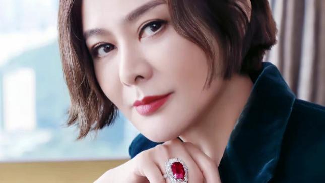 |断舍离！60岁关之琳售卖亿元珍藏珠宝，全部捐出做慈善只为庆生