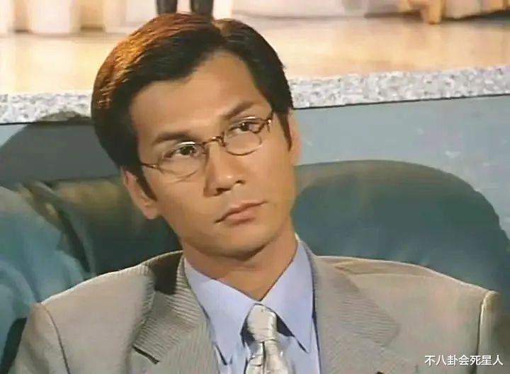 男神|男神老了！22位昔日男神白发照，李亚鹏秃顶，梁朝伟老得最自然