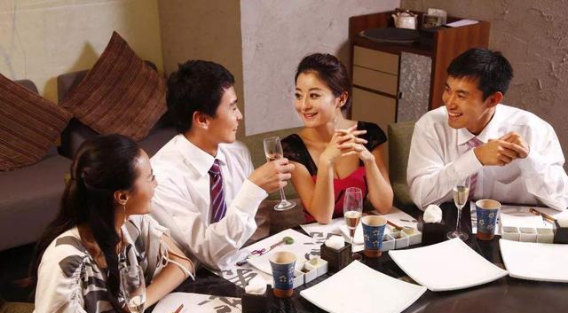 |请客吃饭要注意哪些问题？过来人分享经验：买单的细节应关注留意